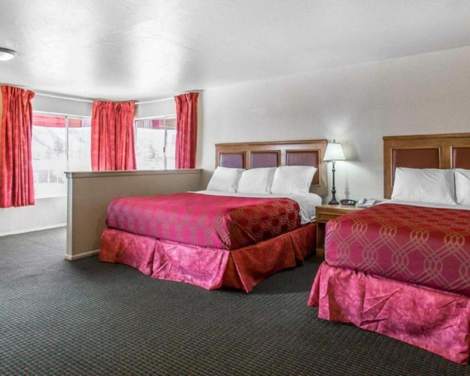 Econo Inn&suites 2*
